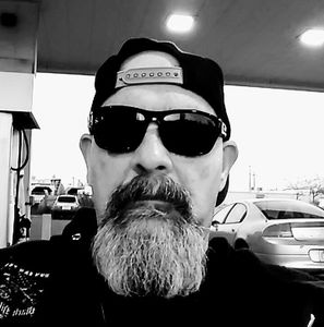 Meet your Posher, Tom